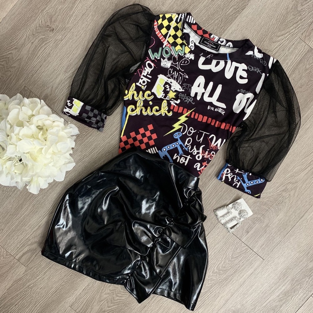 Chic rebel top💞